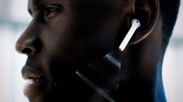 Gấu mobile! AirPods một năm sau: Không còn là một trò cười nữa!