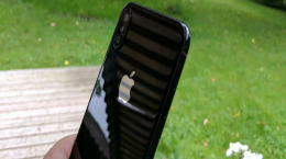 iPhone X sẽ có 3GB RAM, iPhone 8 Plus cũng 3GB còn iPhone 8 là 2GB